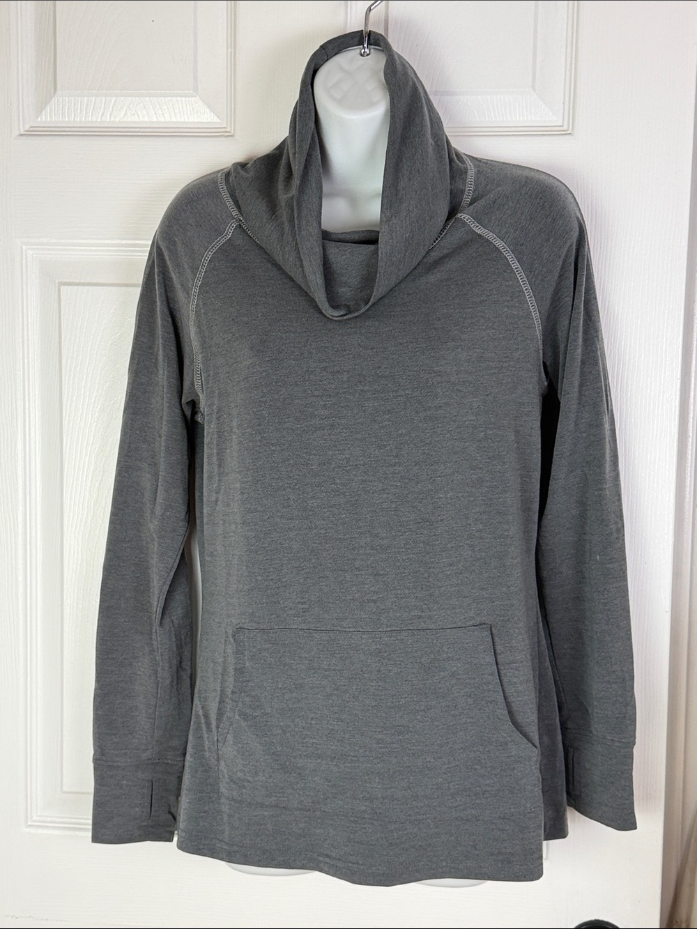 Kuhl women’s Alea shirt pullover with cowl neck size small